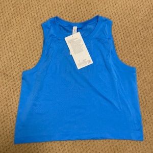 Lululemon breeze by muscle tank crop size 6 tags